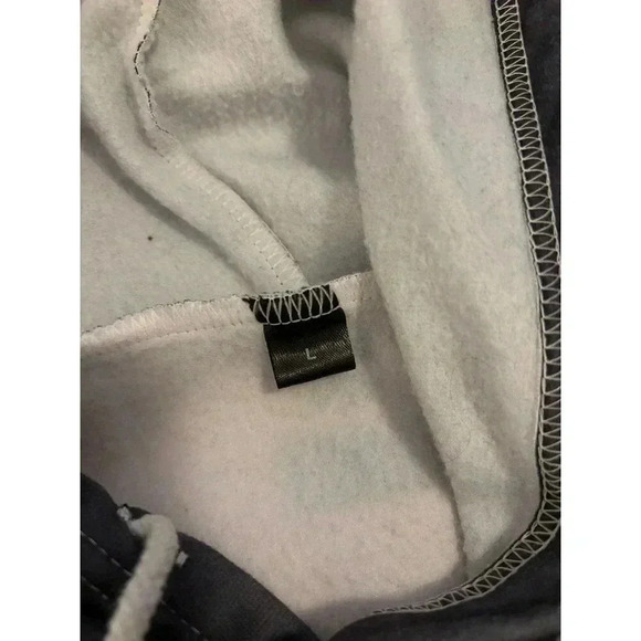 Spy X Family Crop Hoodie Size L - Picture 4 of 4